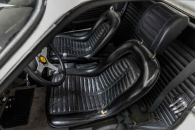 25万2000ドル(約3709万円)で落札されたディーノ「246GT」(C)Bonhams