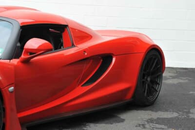 58万8000ドル(邦貨換算約8654万円)で落札されたヘネシー「ヴェノムGT」(C)Courtesy of Broad Arrow