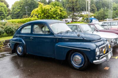 ボルボ PV544:ボディは呉さんの父親が所有していた1972年ごろに、1度元色でリペイントを受けている