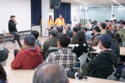 スーパーGTドライバーそして全日本スーパーフォーミュラの監督として活躍中の塚越広大さん。トークショーではビートオーナーであることを語った