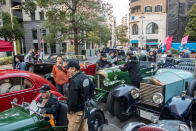 汐留イタリア街に数々の名車が集結したコッパ・ディ東京