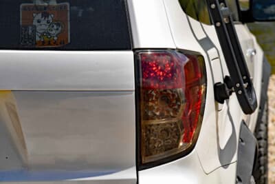 スバル フォレスター：テールランプはスモーク化