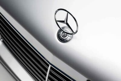 6万4400ドル(邦貨換算約948万円)で落札されたメルセデス・ベンツ「E55 AMG」(C)Courtesy of Broad Arrow