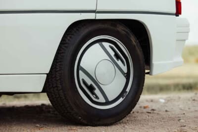 9万7750ユーロ(邦貨換算約1370万円)で取引されたシトロエン「BX 4TC」(C)Courtesy of Broad Arrow