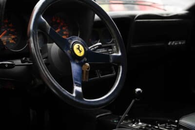 9万2000英ポンド（邦貨換算約1825万円）で販売されたフェラーリ「512BBiケーニッヒ」（C）Bonhams