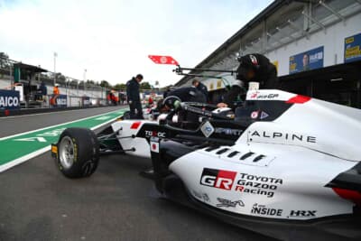 中村仁選手が乗るマシン