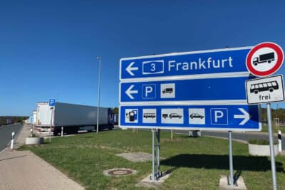 Nationales Automuseumへは、フランクフルト方面のアウトバーンを通って行きます