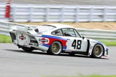 ポルシェ 930ターボ モビー ディック:重量1t程度の軽量ボディとトラクションの良い足まわりを活かし450psで驚異的な加速を見せる