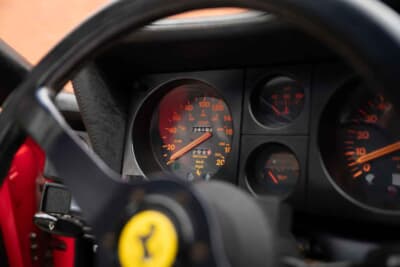 9万2000英ポンド（邦貨換算約1825万円）で販売されたフェラーリ「512BBiケーニッヒ」（C）Bonhams