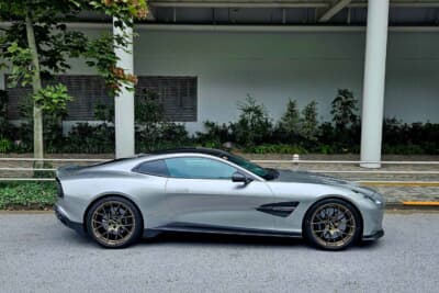 アストンマーティン ヴァンキッシュ:スポーツカーの代名詞と言えるロングノーズショートデッキスタイルを採用