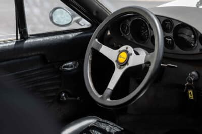 25万2000ドル(約3709万円)で落札されたディーノ「246GT」(C)Bonhams