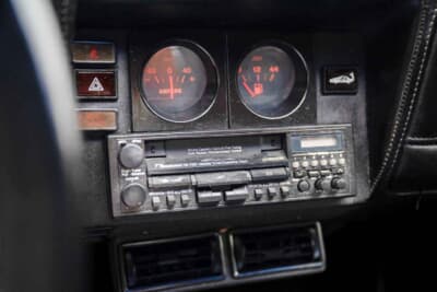 9万2000英ポンド（邦貨換算約1825万円）で販売されたフェラーリ「512BBiケーニッヒ」（C）Bonhams