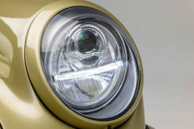 85万ドル~110万ドル(邦貨換算約1億2510万円~約1億6190万円)現在も販売中のRUF「カレラ 3.4 ゴールドフィンガー」C)Courtesy of Broad Arrow