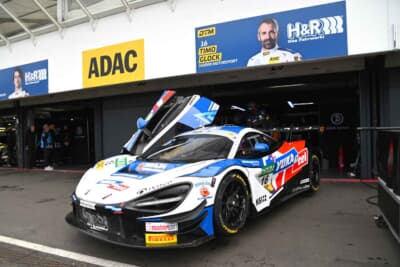 元トヨタのF1ドライバーのティモ・グロック選手は、マクラーレンでDTMで参戦しています