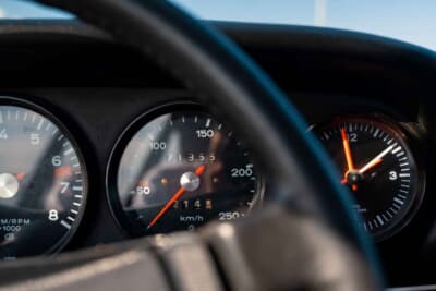 9万7440ドル（邦貨換算約1440万円）で落札されたポルシェ「911T 2.4」（C）Bonhams