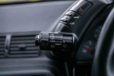 5万5688ポンド（邦貨換算約1119万円）で落札された日産 R32型「スカイラインGT-R」（C）Iconicauctioneers