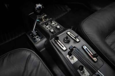 9万2000英ポンド（邦貨換算約1825万円）で販売されたフェラーリ「512BBiケーニッヒ」（C）Bonhams