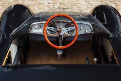 2万ユーロ(邦貨換算約352万円)で取引されたド・ラ・シャペル「330 P2 コレクターズエディション」(C)Courtesy of Broad Arrow