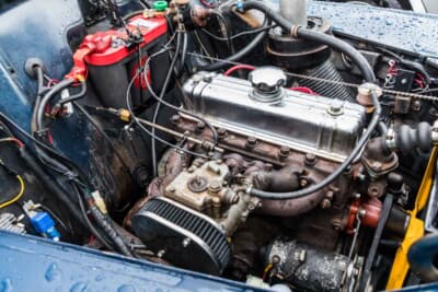 ボルボ PV544:キャブレターはWEBERのツインチョークキャブレターに交換している