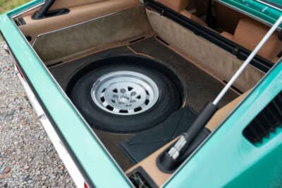 9万1840ドル(邦貨換算約1350万円)で落札されたランボルギーニ「エスパーダ Sr.III」(C)Bonhams