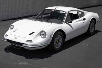 25万2000ドル(約3709万円)で落札されたディーノ「246GT」(C)Bonhams