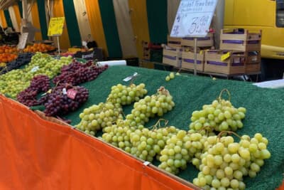 訪れた日にはちょうど市場が開催されていました