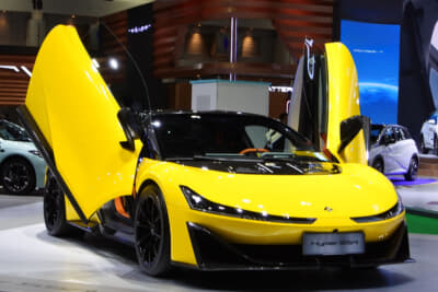 バンコク国際モーターショー2024にGACが展示したスーパーBEV「Hyper SSR」。約1200psの出力を誇る電気自動車。2024年は、このようなBEVがたくさん展示された