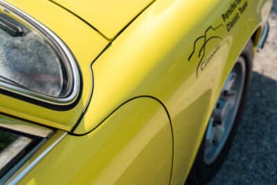 9万7440ドル（邦貨換算約1440万円）で落札されたポルシェ「911T 2.4」（C）Bonhams