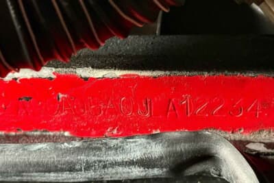 80万ドル~90万ドル(邦貨換算約1億1774万円〜1億3246万円)で現在も販売中のランボルギーニ「カウンタック 5000QV」C)Courtesy of Broad Arrow