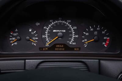 6万4400ドル(邦貨換算約948万円)で落札されたメルセデス・ベンツ「E55 AMG」(C)Courtesy of Broad Arrow