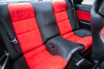 5万5688ポンド（邦貨換算約1119万円）で落札された日産 R32型「スカイラインGT-R」（C）Iconicauctioneers