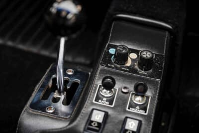 9万2000英ポンド（邦貨換算約1825万円）で販売されたフェラーリ「512BBiケーニッヒ」（C）Bonhams