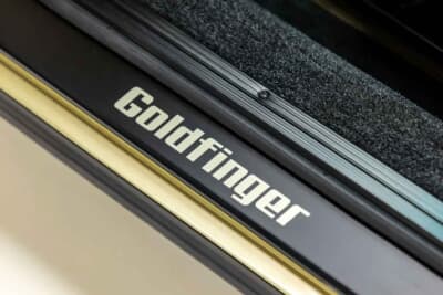 85万ドル~110万ドル(邦貨換算約1億2510万円~約1億6190万円)現在も販売中のRUF「カレラ 3.4 ゴールドフィンガー」C)Courtesy of Broad Arrow