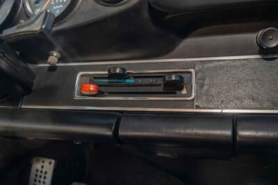 9万7440ドル（邦貨換算約1440万円）で落札されたポルシェ「911T 2.4」（C）Bonhams