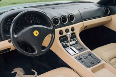 4万2560ドル（邦貨換算約約626万円）で落札されたフェラーリ「456M GTA」（C）Bonhams