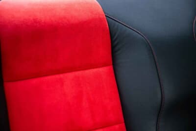 5万5688ポンド（邦貨換算約1119万円）で落札された日産 R32型「スカイラインGT-R」（C）Iconicauctioneers