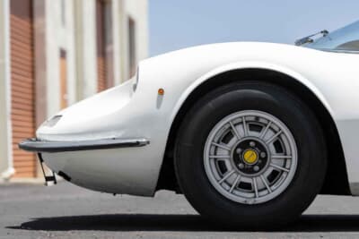 25万2000ドル(約3709万円)で落札されたディーノ「246GT」(C)Bonhams