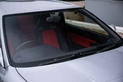 5万5688ポンド（邦貨換算約1119万円）で落札された日産 R32型「スカイラインGT-R」（C）Iconicauctioneers