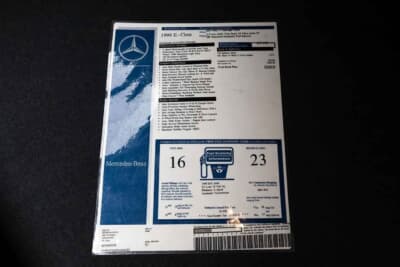 6万4400ドル(邦貨換算約948万円)で落札されたメルセデス・ベンツ「E55 AMG」(C)Courtesy of Broad Arrow