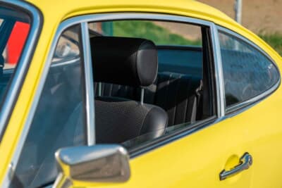 9万7440ドル（邦貨換算約1440万円）で落札されたポルシェ「911T 2.4」（C）Bonhams