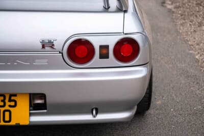 5万5688ポンド（邦貨換算約1119万円）で落札された日産 R32型「スカイラインGT-R」（C）Iconicauctioneers