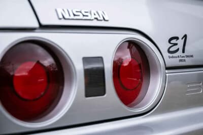 5万5688ポンド（邦貨換算約1119万円）で落札された日産 R32型「スカイラインGT-R」（C）Iconicauctioneers