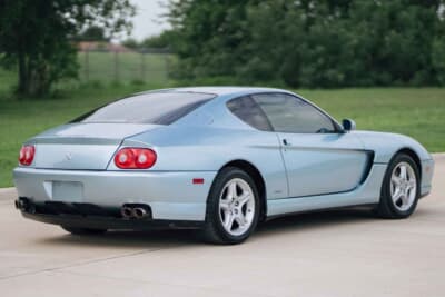 4万2560ドル（邦貨換算約約626万円）で落札されたフェラーリ「456M GTA」（C）Bonhams