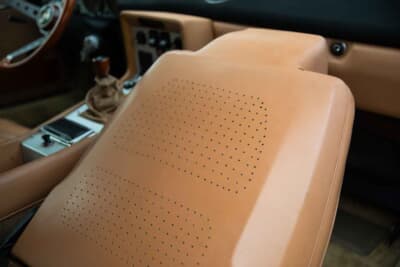 9万1840ドル(邦貨換算約1350万円)で落札されたランボルギーニ「エスパーダ Sr.III」(C)Bonhams