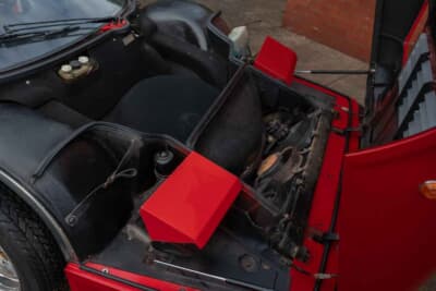 9万2000英ポンド（邦貨換算約1825万円）で販売されたフェラーリ「512BBiケーニッヒ」（C）Bonhams