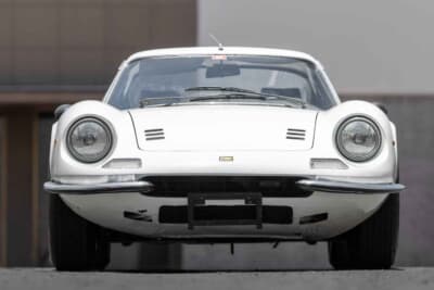 25万2000ドル(約3709万円)で落札されたディーノ「246GT」(C)Bonhams