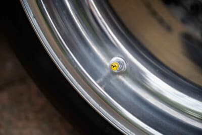 9万2000英ポンド（邦貨換算約1825万円）で販売されたフェラーリ「512BBiケーニッヒ」（C）Bonhams