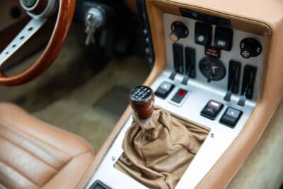 9万1840ドル(邦貨換算約1350万円)で落札されたランボルギーニ「エスパーダ Sr.III」(C)Bonhams