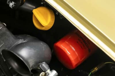 85万ドル~110万ドル(邦貨換算約1億2510万円~約1億6190万円)現在も販売中のRUF「カレラ 3.4 ゴールドフィンガー」C)Courtesy of Broad Arrow