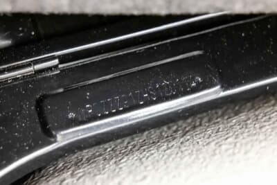 85万ドル~110万ドル(邦貨換算約1億2510万円~約1億6190万円)現在も販売中のRUF「カレラ 3.4 ゴールドフィンガー」C)Courtesy of Broad Arrow